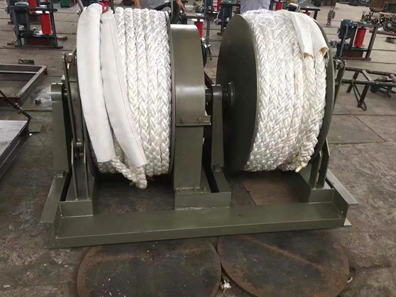 船用絞車、絞盤、起錨機(jī)、絞纜機(jī)